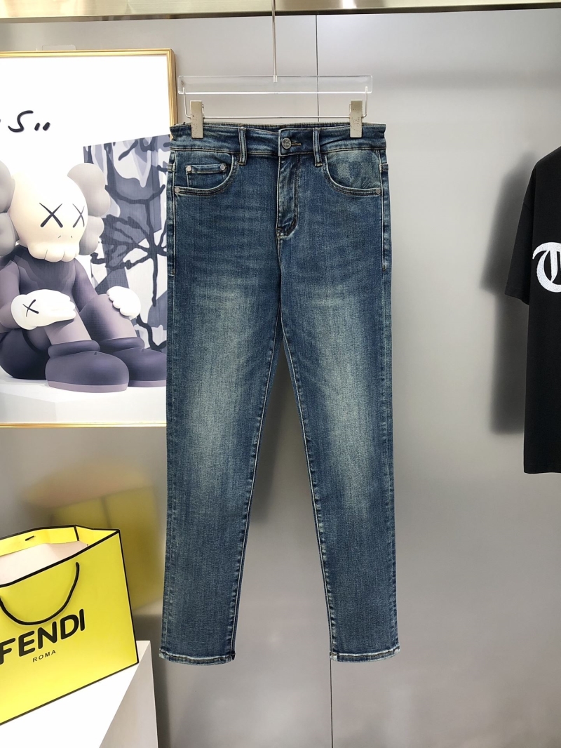 l0vis Vvtt0n jeans
